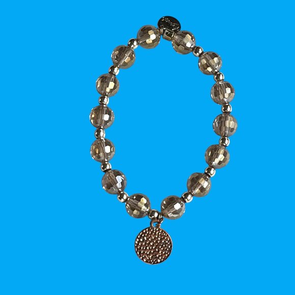 Erimish Faceted Crystals Beaded Bracelet Logo Tag Stackable Stretch - Picture 2 of 3